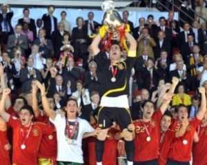 Чемпіон Євро-2012 отримає 40 золотих медалей
