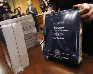 &quot;Дірка&quot; у бюджеті США збільшилась до $231 мільярда
