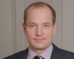 Бізнесмен похвалив Азарова за пенсійну реформу: "На цьому компліменти закінчуються"