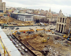 За деньги для реконструкции Крещатика, можно отреставрировать все памятники Киева - Бригинец