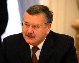 Гриценко: Если Янукович дошел до языка - на кампанию-2015 креатива не осталось