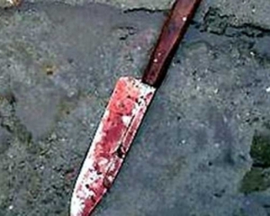 Николаевец 20 раз всадил нож в вора, который украл у него мобилку
