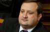 Янукович забрал у Арбузова право ликвидировать банки