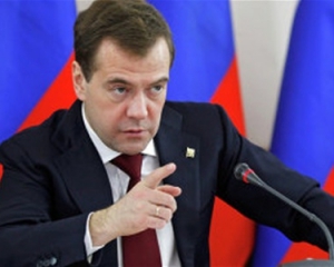 Медвєдєв пообіцяв, що договір про ЄврАзЕС буде підписано до 2015 року