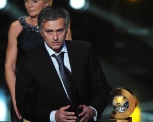 France Football признал Моуриньо самым высокооплачиваемым тренером мира