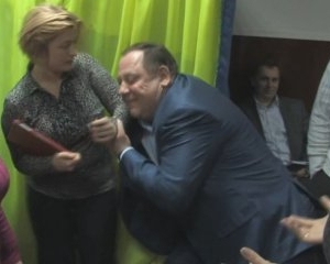 "Регионал" извинился перед Геращенко и пообещал, что больше женщин обижать не будет