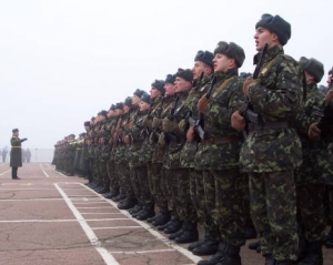 Украинская армия станет в 2,5 раза меньшей в 2017 году