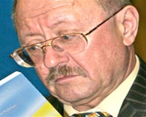 В Рухе рассказали, как Янукович с регионалами строит собственную финансовую пирамиду