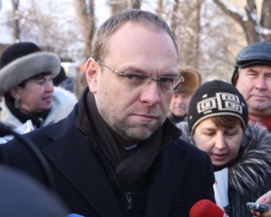 Власенко будет просить немецких врачей еще раз приехать к Тимошенко