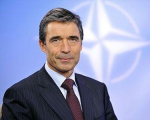 Грищенко запросив генсека НАТО в Україну на Євро-2012