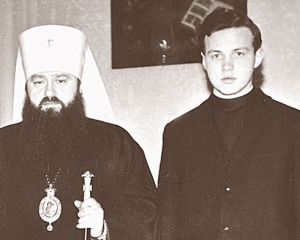 Патріархові Кирилу закидають порушення церковних обітниць
