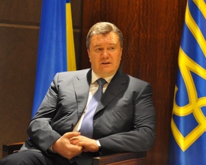 Янукович пообещал и в дальнейшем сокращать закупки российского газа