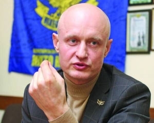 &quot;Замість &quot;соціальних ініціатив&quot; Азаров і Янукович краще б подбали про дотримання закону&quot;