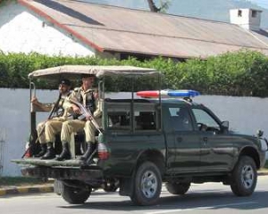 Родичів бін Ладена депортують з Пакистану