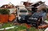 На Техас обрушились торнадо: автомобили, дома и деревья взлетали в воздух