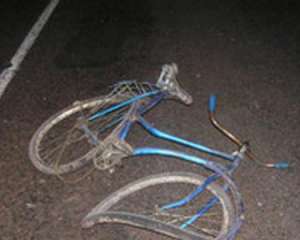У Криму збили двох велосипедистів