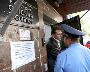 За 300 долларов работники Лукьяновского СИЗО доставят проститутку для заключенного - СМИ