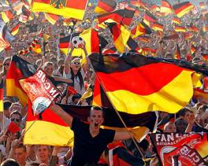 Евро-2012. Немецкие фаны выкупили все билеты на матчи своей сборной
