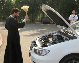 Подержанное авто советуют освятить
