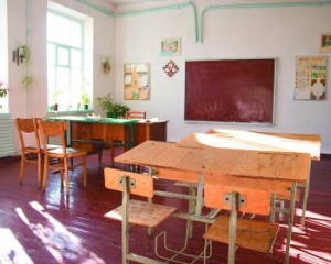 Учеников украиноязычной школы в Севастополе отправили к детям с задержкой умственного развития