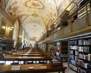 В сети разместят 1,5 миллиона страниц из архивов Ватикана