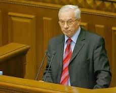 Азаров ушел из Рады под аплодисменты и выкрики "позор!"
