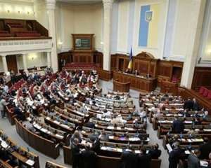 Литвин призвал нардепов не ссориться из-за нового УПК