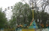 Харьковский парк купил деревянные качели по 23 тысячи за штуку