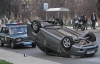Во время ДТП в Киеве автомобиль Chevrolet проехал на крыше несколько десятков метров