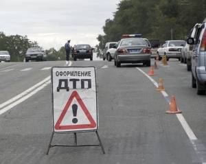 В Пасхальную ночь четверо мариупольцев украли автомобиль и разбились на нем