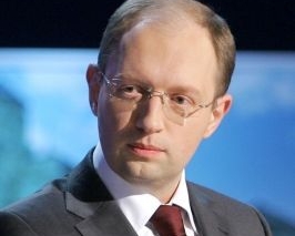 Яценюк едет в Качановку  требовать встречи с Тимошенко