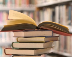 Книги Януковича и Герман отсутствуют в библиотеках