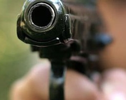 В Полтаве гаишник стрелял в автомобиль под управлением пьяного водителя
