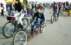 150 велосипедистов участвовали в первых в Украине гонках на ретровелосипедах