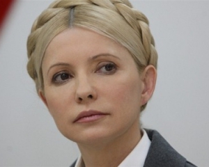 Тимошенко: Янукович пока не сдаст Украину Кремлю, потому что не хочет пускать конкурентов