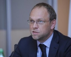 Власенко: Харківський суд не має права судити Тимошенко