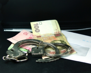Закарпатский пограничник продавал секретную информацию за 900 евро