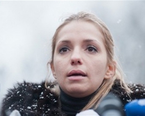 Євгенія Тимошенко плаче: мама у важкому стані