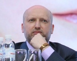 Турчинов: Влада робить із нас &quot;країну-ізгоя&quot;