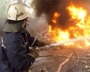 Випадковий перехожий виніс із полум&#039;я двох дітей у Запоріжжі