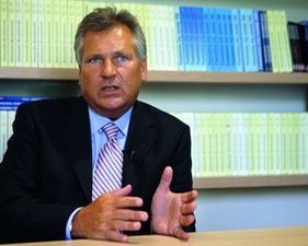 Кваснєвський закликав Європу не бойкотувати "Євро-2012"