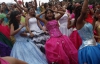У Мексиці дівчата на виданні відсвяткували Кінсеаньєру