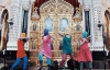 Арестованным участницам Pussy Riot сделали выговор за постельное белье и бумагу