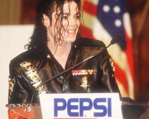 Майкл Джексон з&#039;явиться на банках &quot;Pepsi&quot;