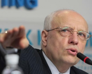 У Нацбанку лише $10 мільярдів власних золотовалютних резервів, це колапс - Соскін