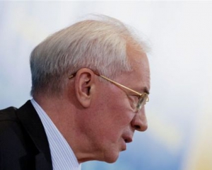 Азаров поскаржився, що його немає на жодному біг-борді: &quot;Не скромно себе туди поміщати&quot;