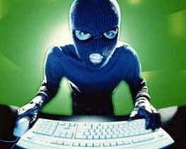 На Одещині знешкодили злочинну групу, яка допомагала хакеру обкрадати рахунки
