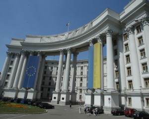 У МЗС закликали не пов'язувати спорт з політикою і закрити тему із бойкотом Євро-2012