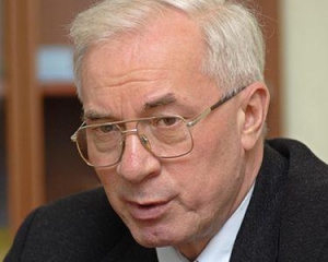 Попри заяву президента Євроради, Азарова таки чекатимуть у Брюсселі