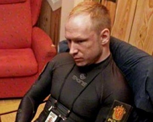 Під час розправи Брейвік "відверто радів" і кричав "ура"